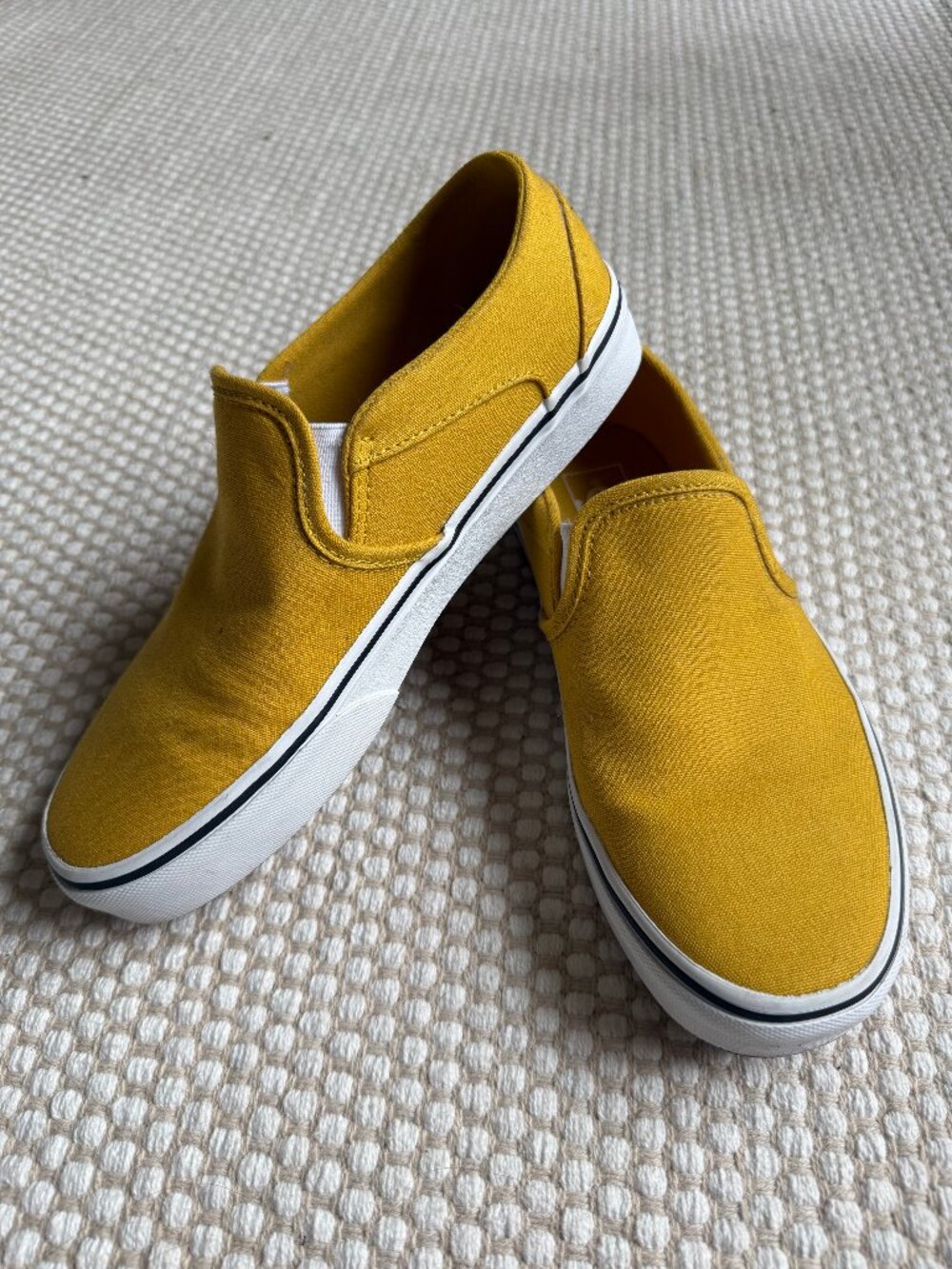 Vans | Asher Yellow Slip On Canvas Sneakers Shoes | Streetwear Classic | Size 8